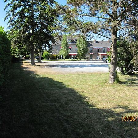 Auberge Le Guinefort Lehon Екстер'єр фото