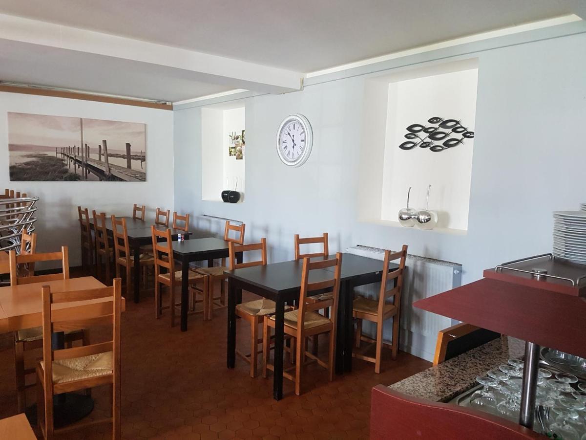 Auberge Le Guinefort Lehon Екстер'єр фото